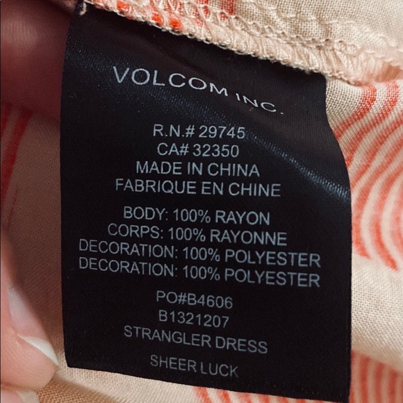 Genuine VOLCOM dress - Picture 7 of 8